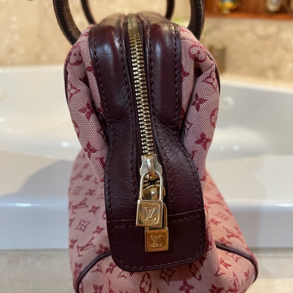 (SOLD) Vintage authentic LV - Picture 8 of 16